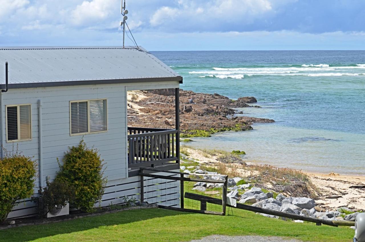 Tuross Beach Cabins&Campsites Tuross Heads Exterior foto