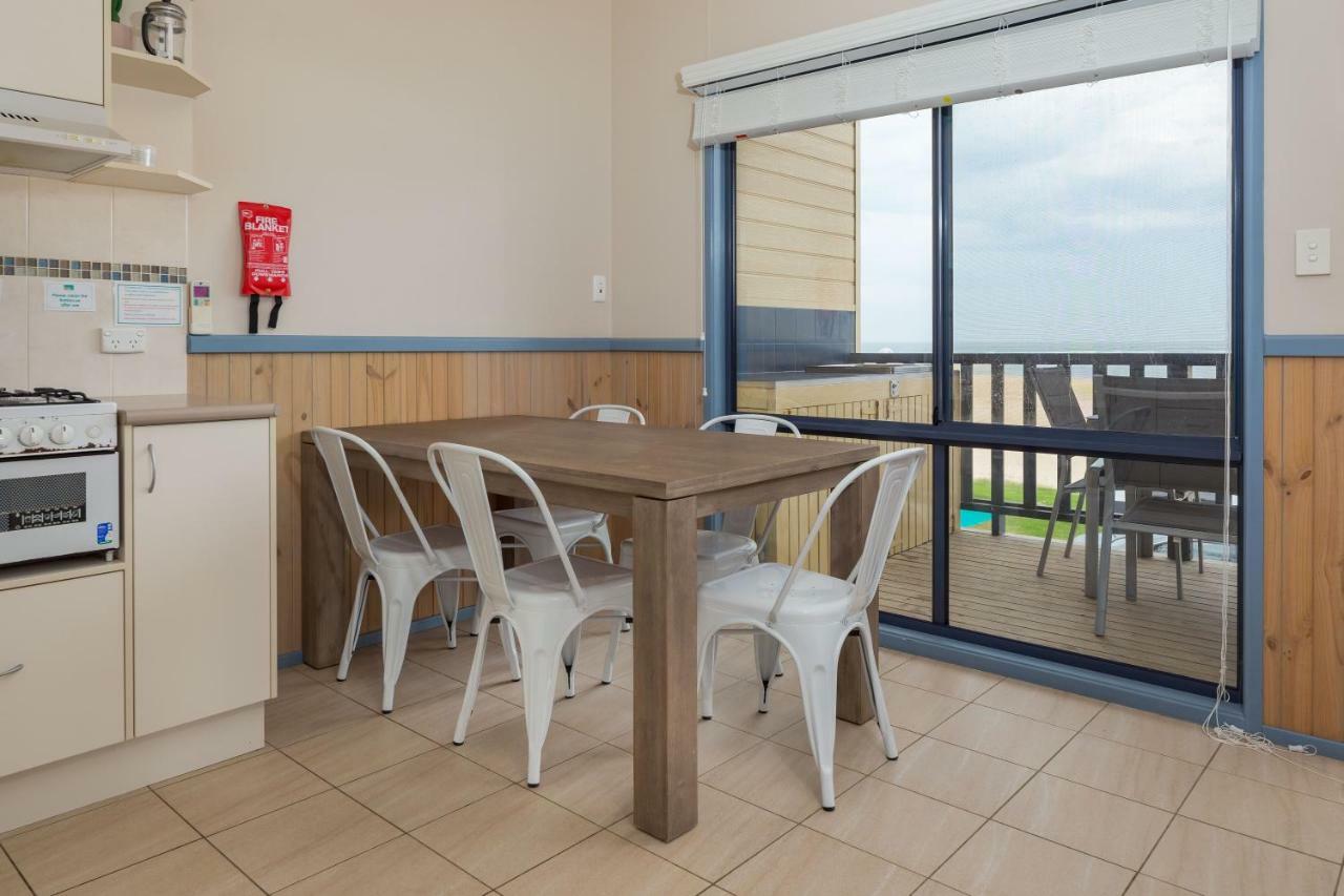 Tuross Beach Cabins&Campsites Tuross Heads Exterior foto